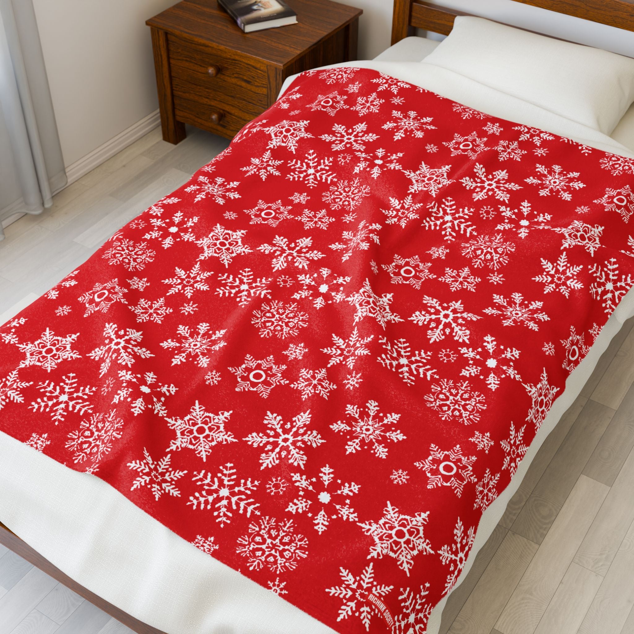 Winter Cozy Velveteen Plush Blanket – Soft Throw for Christmas & Holidays | Premium Seasonal Home Decor